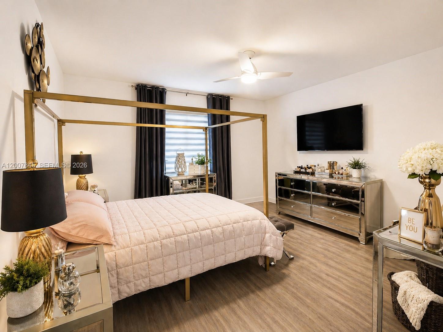OAK HAMMOCK TOWNHOMES SUB - Residential