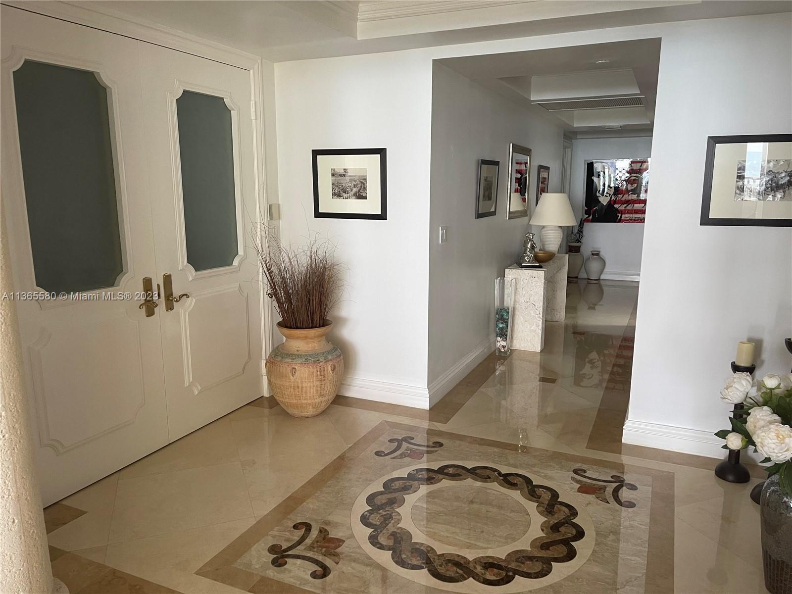 GRAND BAY RESIDENCES COND - Residential