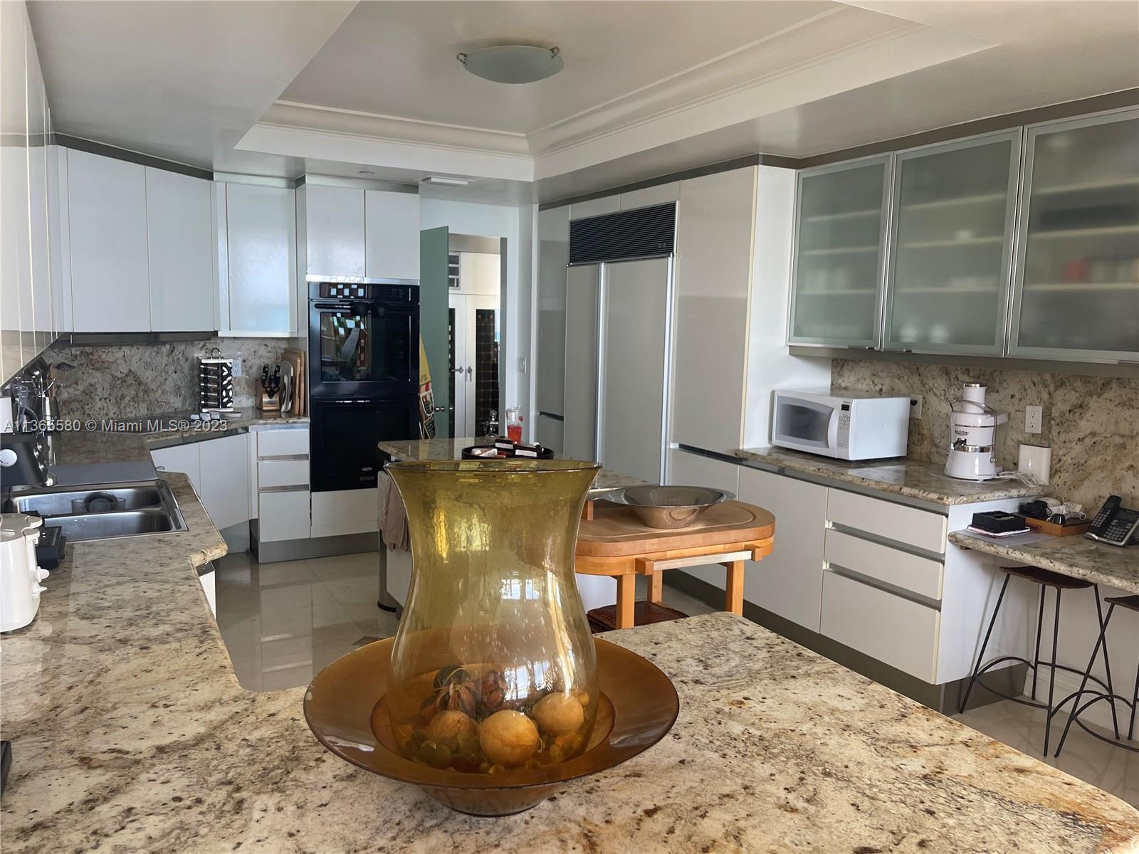 GRAND BAY RESIDENCES COND - Residential