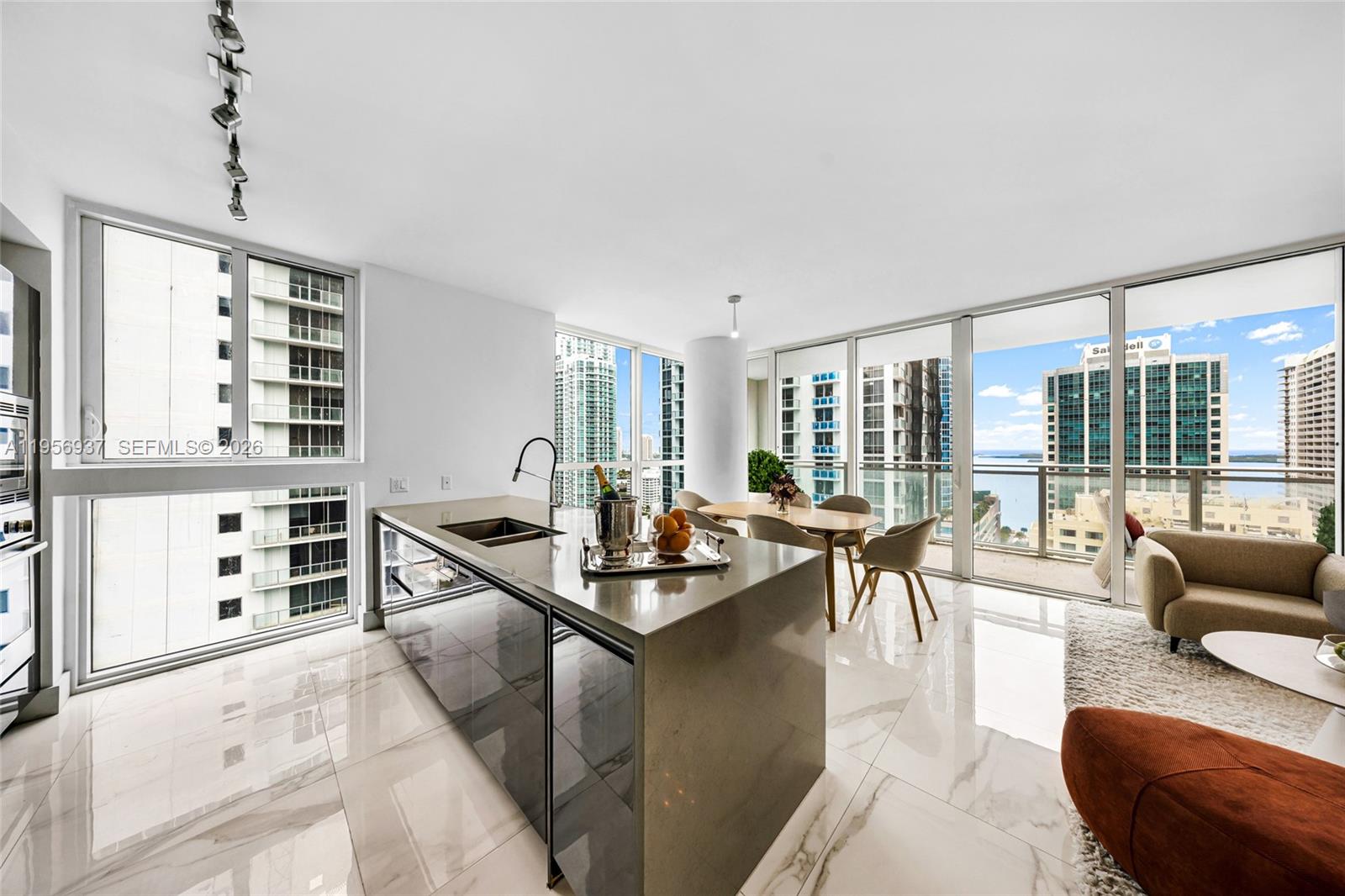 THE BOND (1080 BRICKELL) - Residential