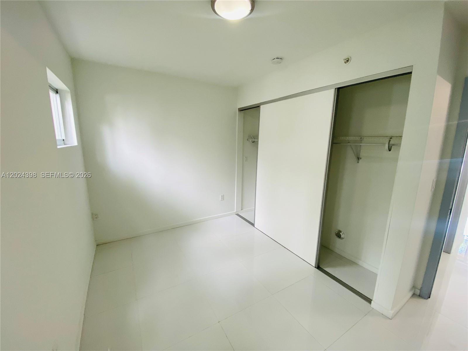 ELISA CONDO - Residential Lease