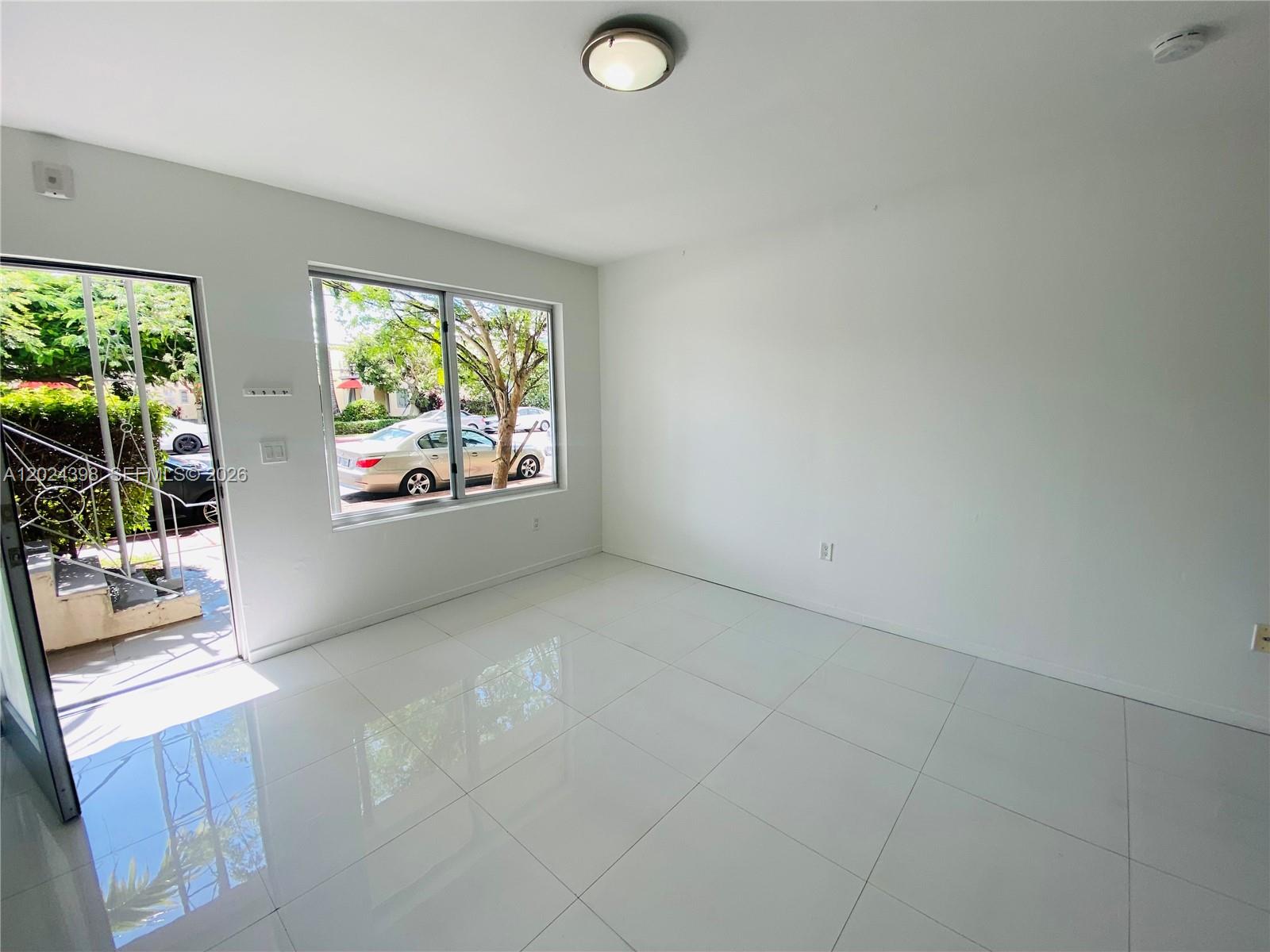 ELISA CONDO - Residential Lease
