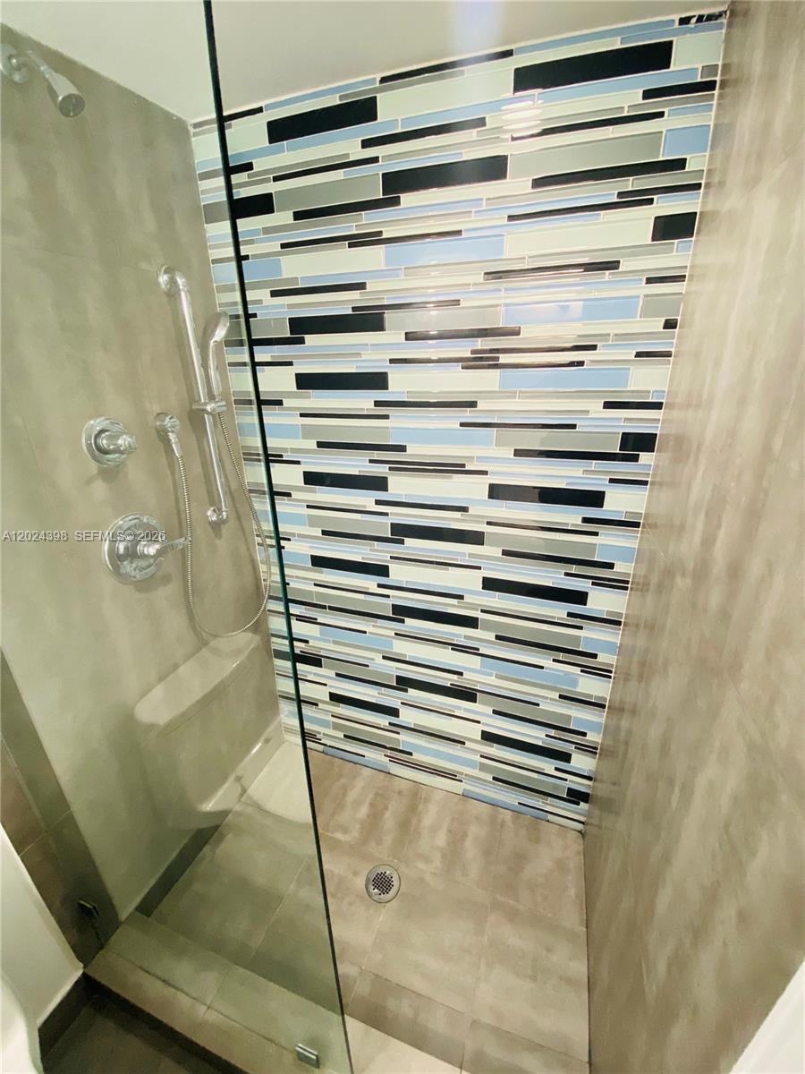 ELISA CONDO - Residential Lease