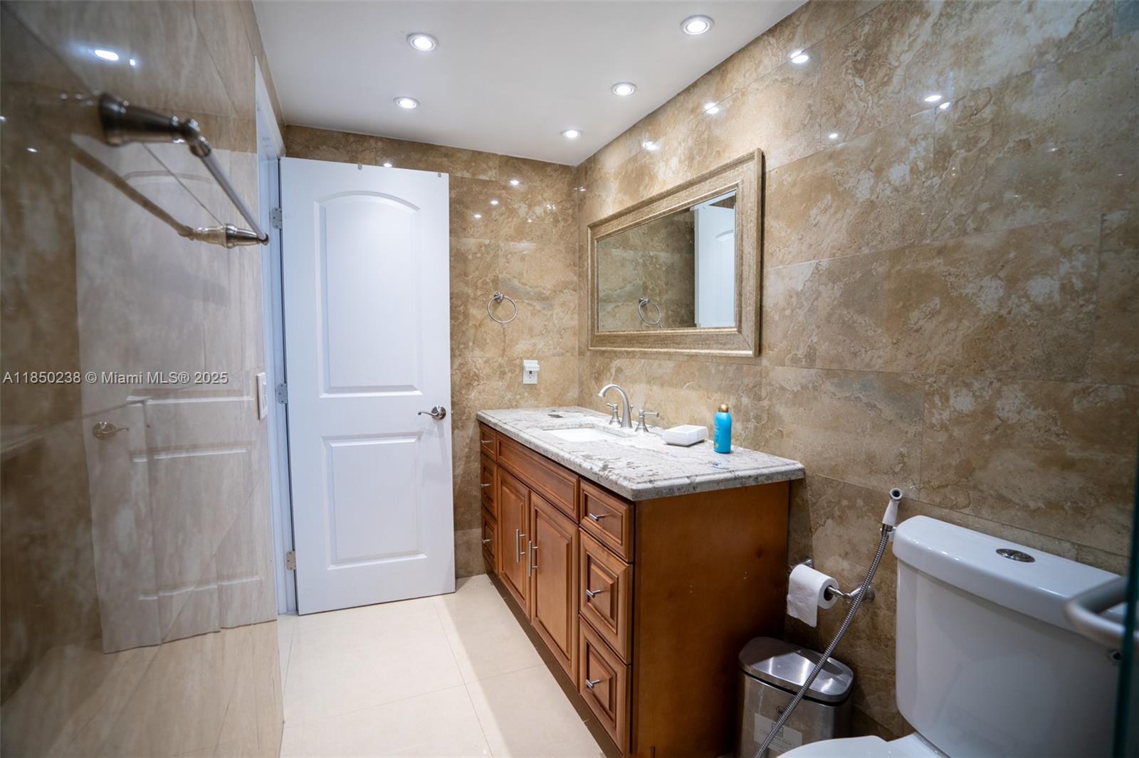 GALT OCEAN CLUB CONDO - Residential Lease