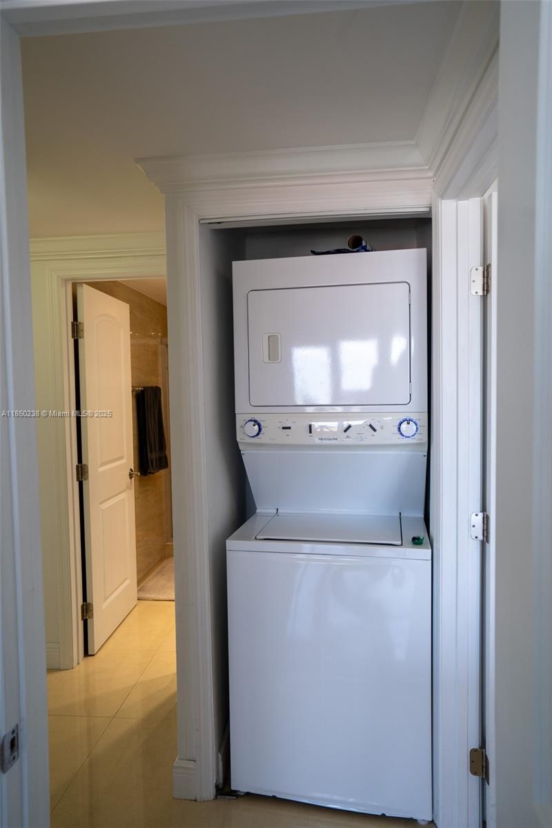 GALT OCEAN CLUB CONDO - Residential Lease