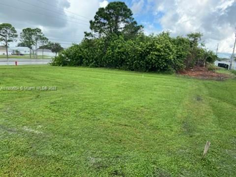 PRICE REDUCE, motivated seller, bring your offer. Cleared corner lot ready to build your dream home.
Located in a nice, quiet neighborhood, surrounded by new construction. North of Becker Rd, between I-95 (west) and the Turnpike (east). Located close to Tradition, shopping centers, schools and beaches.