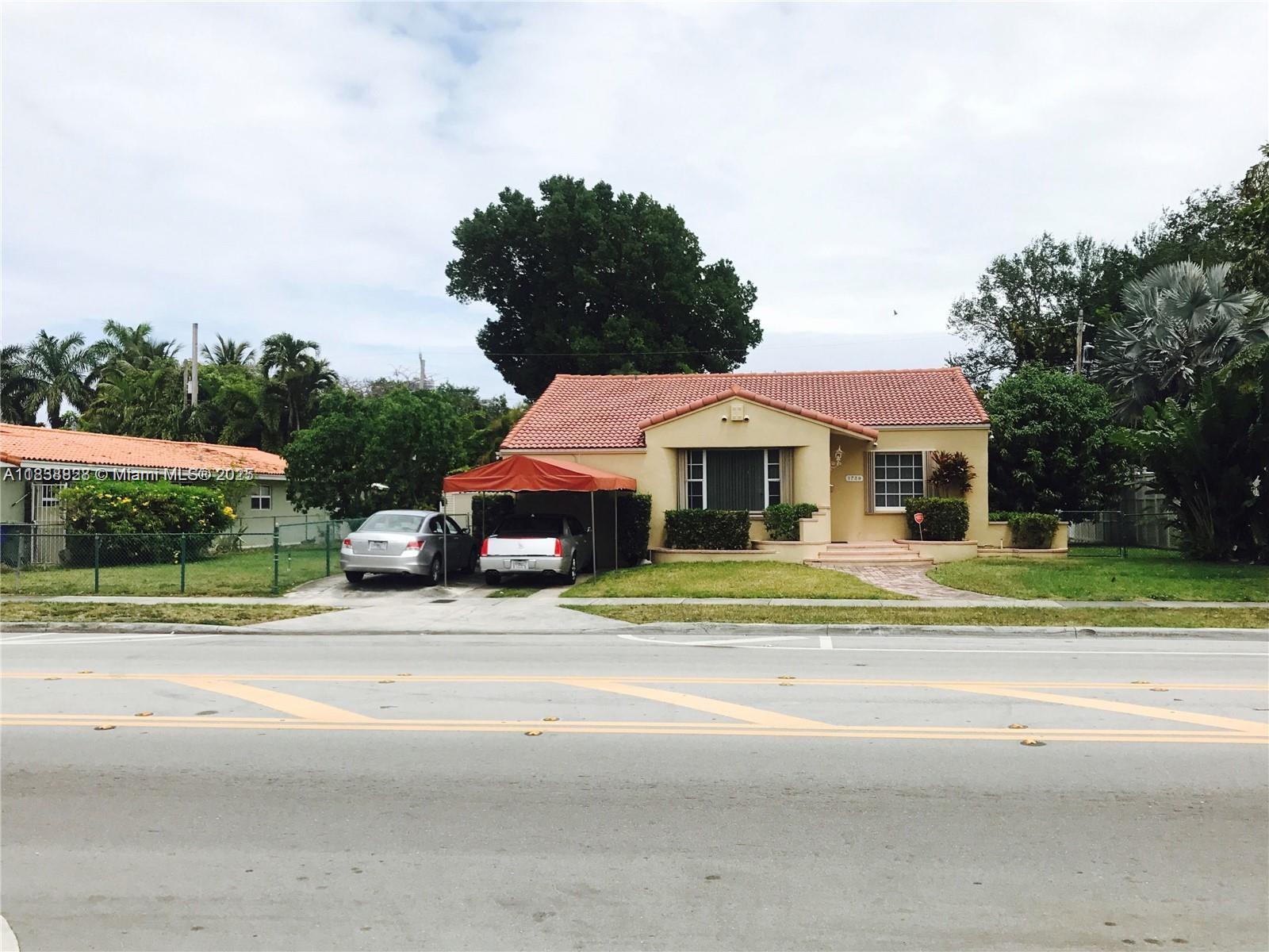 1739 SW 12th Ave