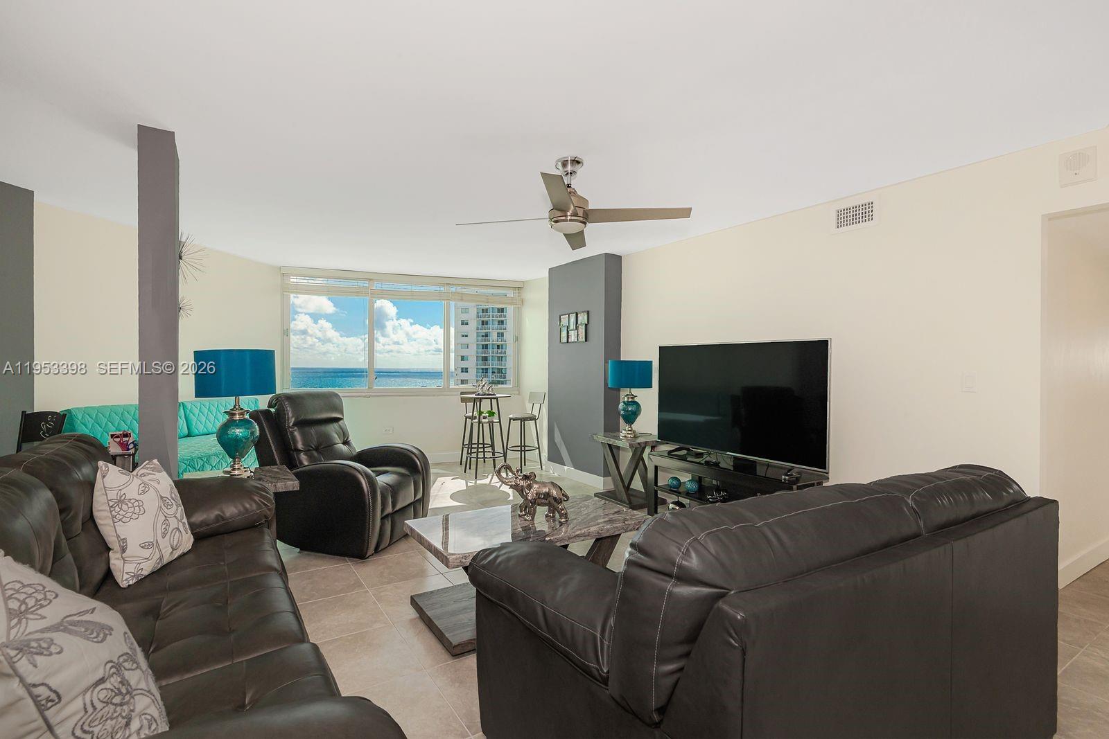 BURLEIGH HOUSE CONDO - Residential