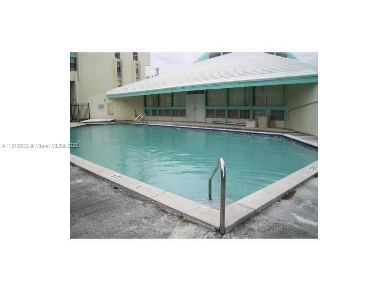 NEWPORT AT LAUDERHILL CON - Residential