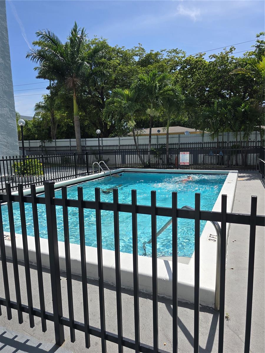 BROOKVIEW CONDO - Residential