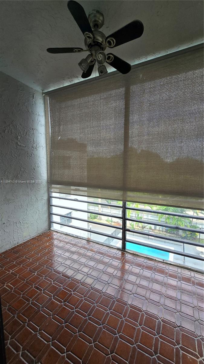 BROOKVIEW CONDO - Residential