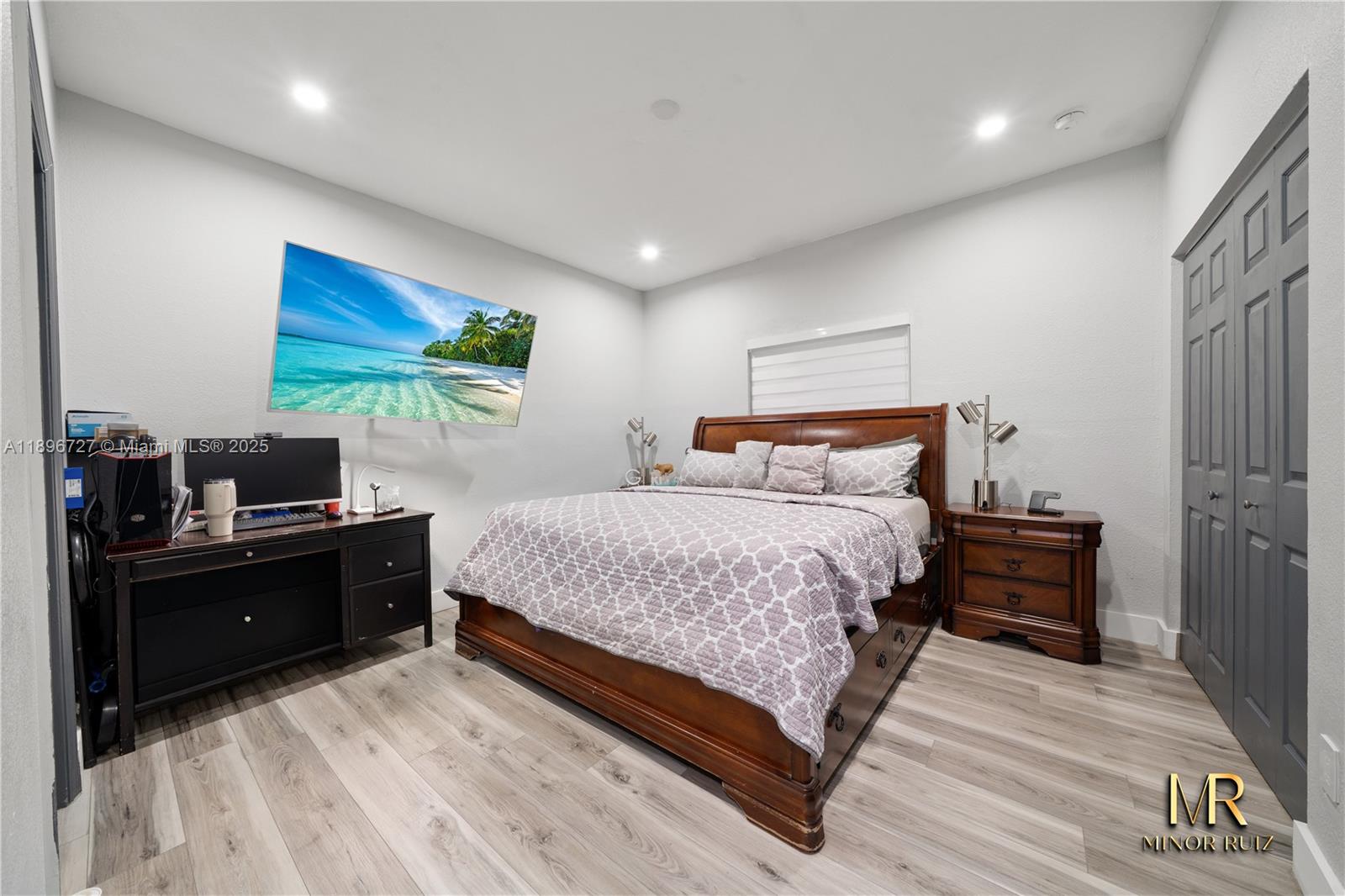 WATERSIDE TOWNHOMES SEC 4 - Residential