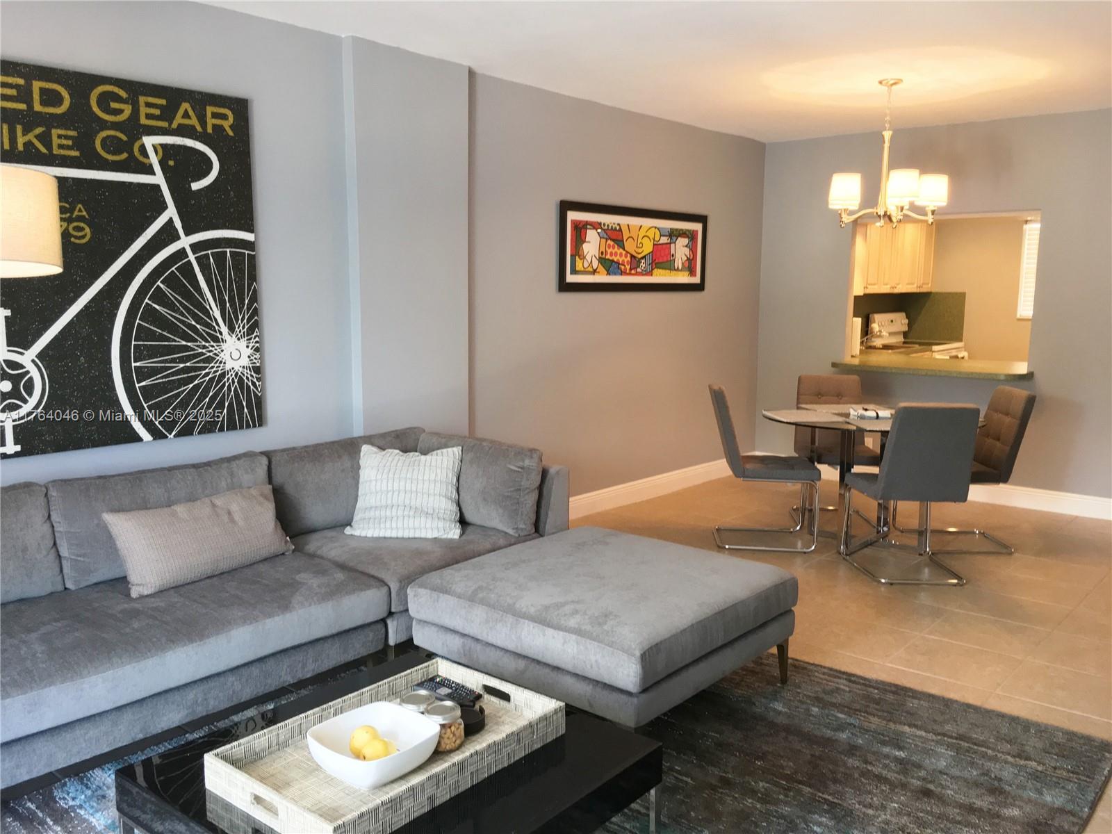 100 Edgewater Dr 309