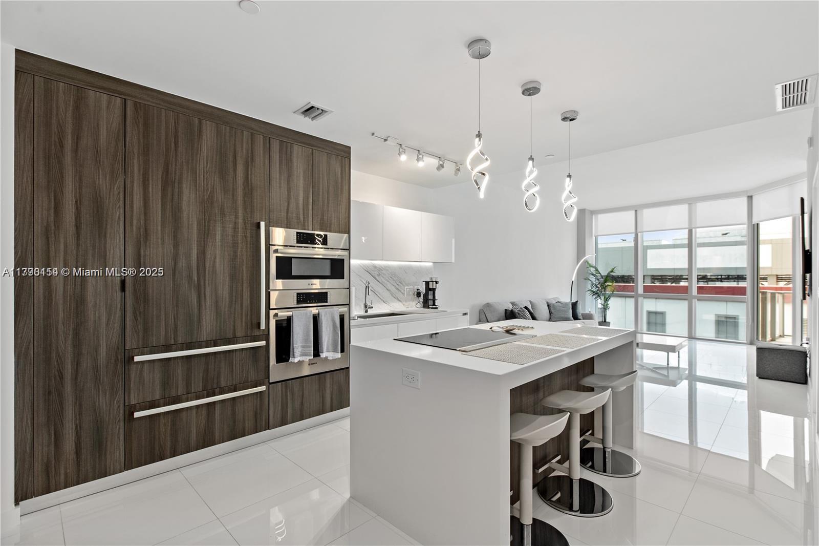 Rental Property at 851 Ne 1st Ave 1206, Miami, Broward County, Florida - Bedrooms: 1 
Bathrooms: 2  - $4,400 MO.