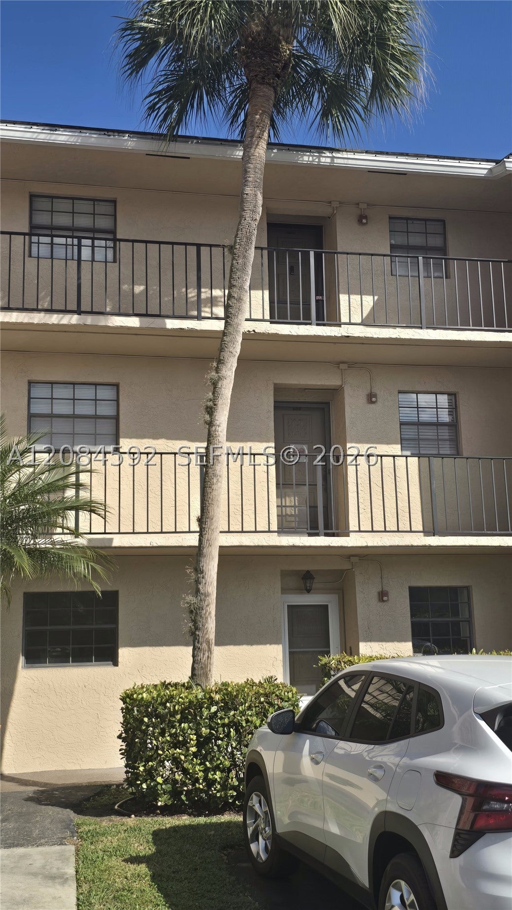 3351 NW 85th Ave