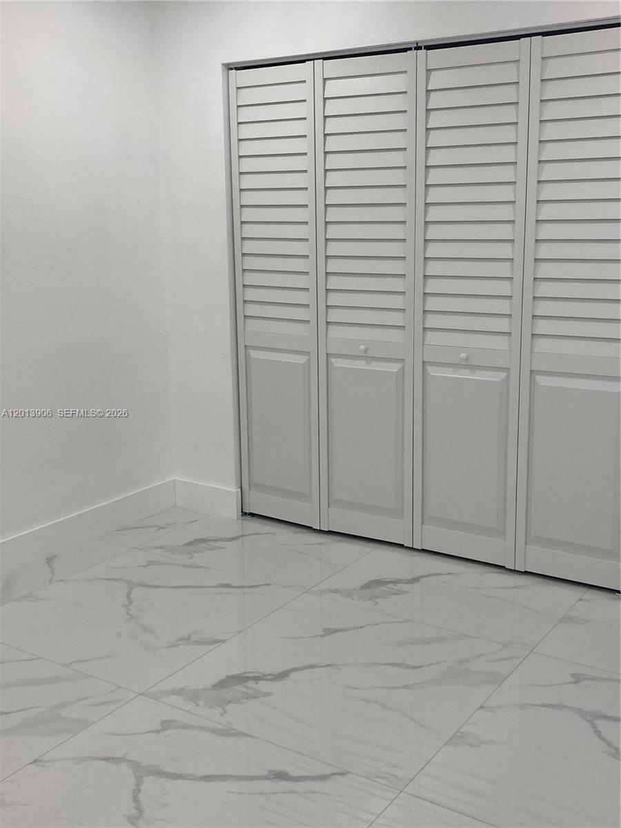 POINT ROYALE SEC 5 - Residential Lease