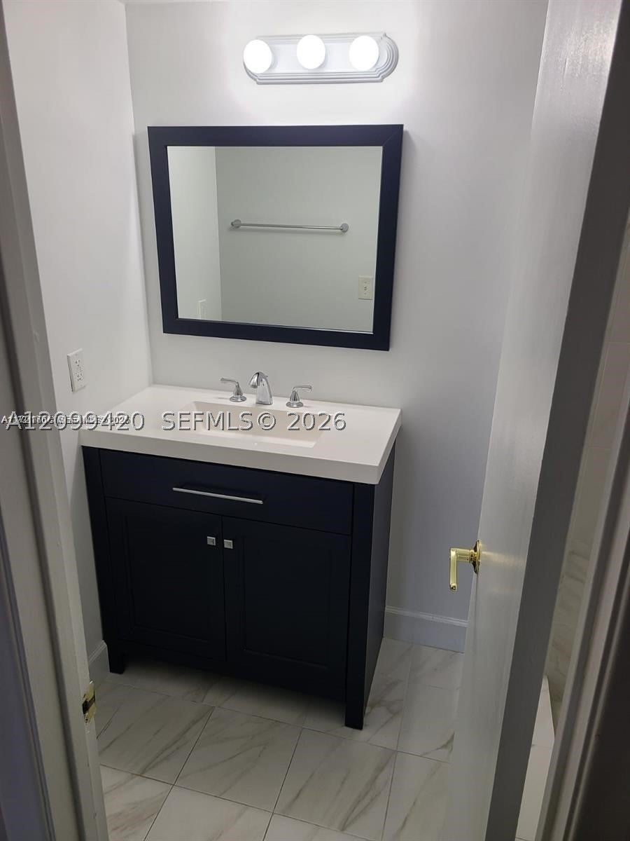 165 NW 93rd Ave 102