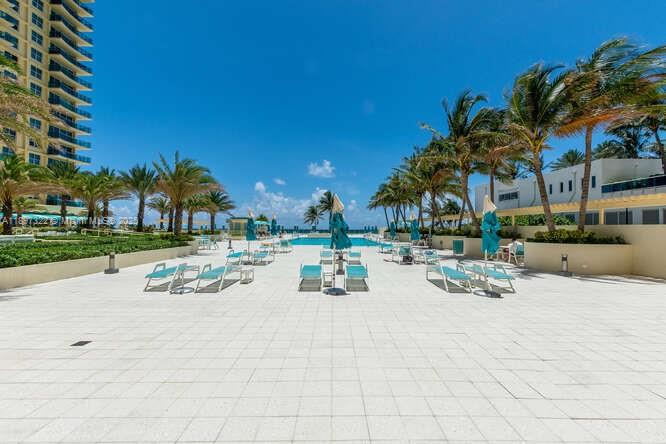 THE WAVE CONDO - Residential Lease
