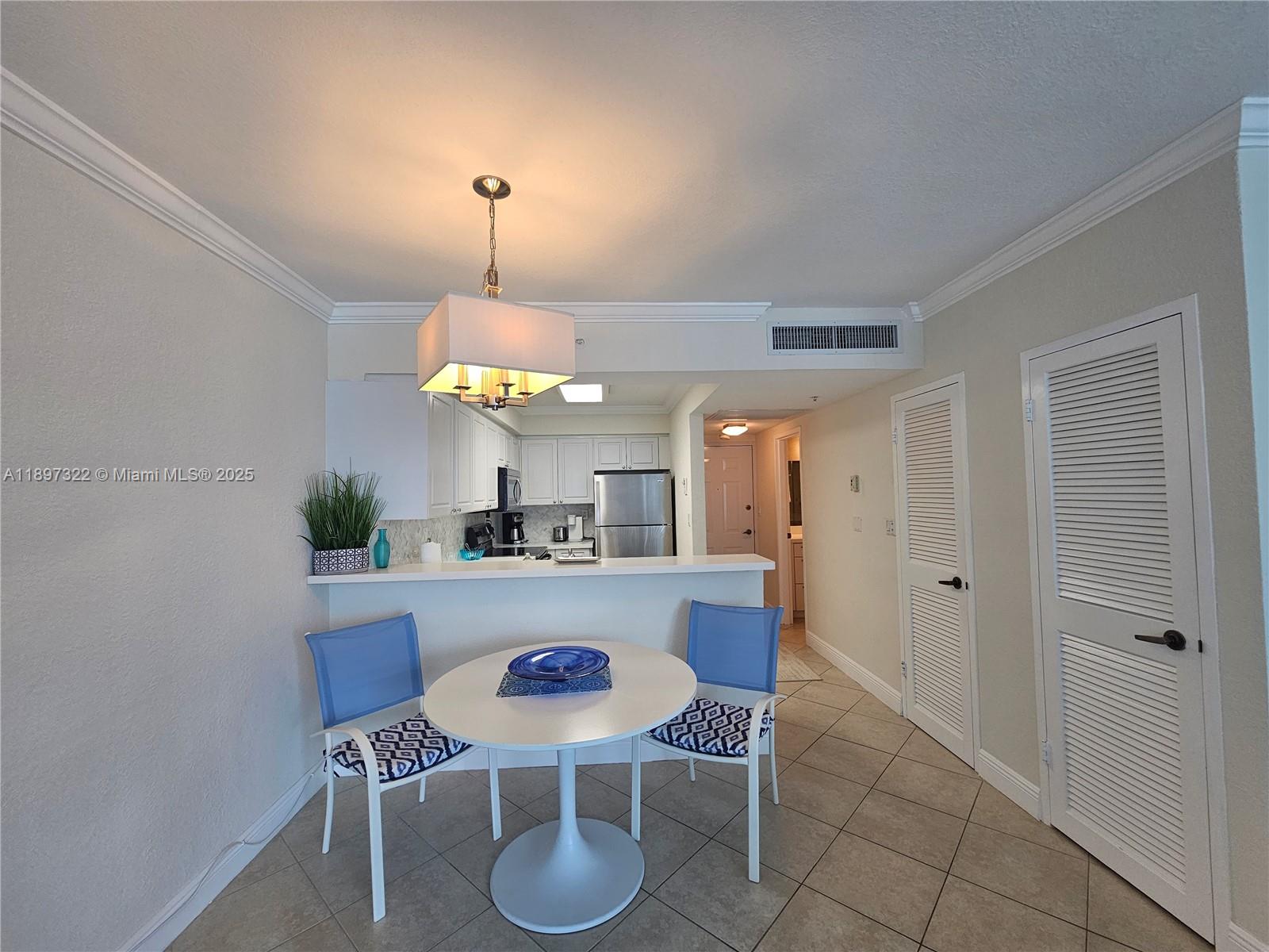 THE WAVE CONDO - Residential Lease