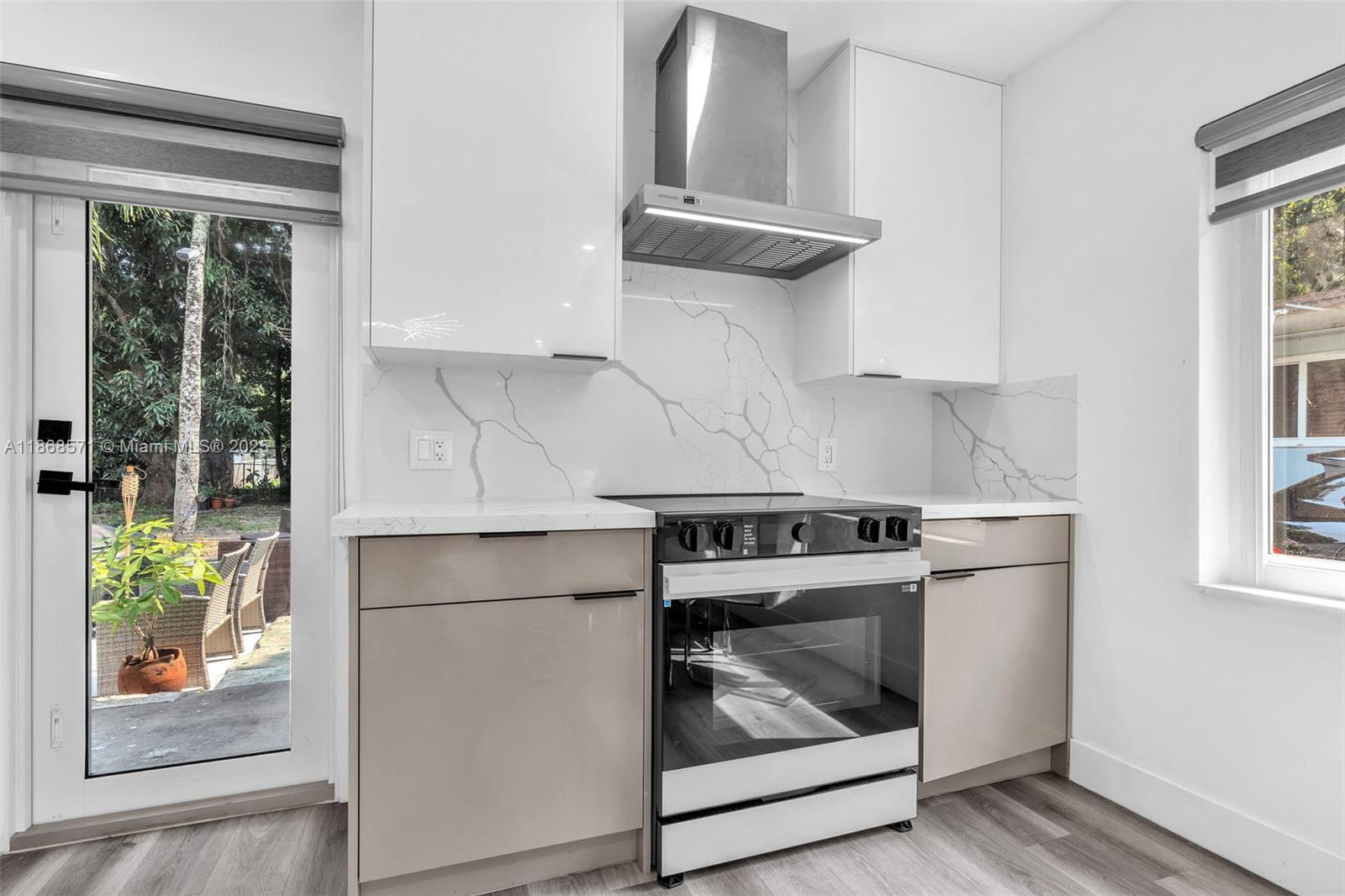 IRONS MANOR 2ND ADDN - Residential