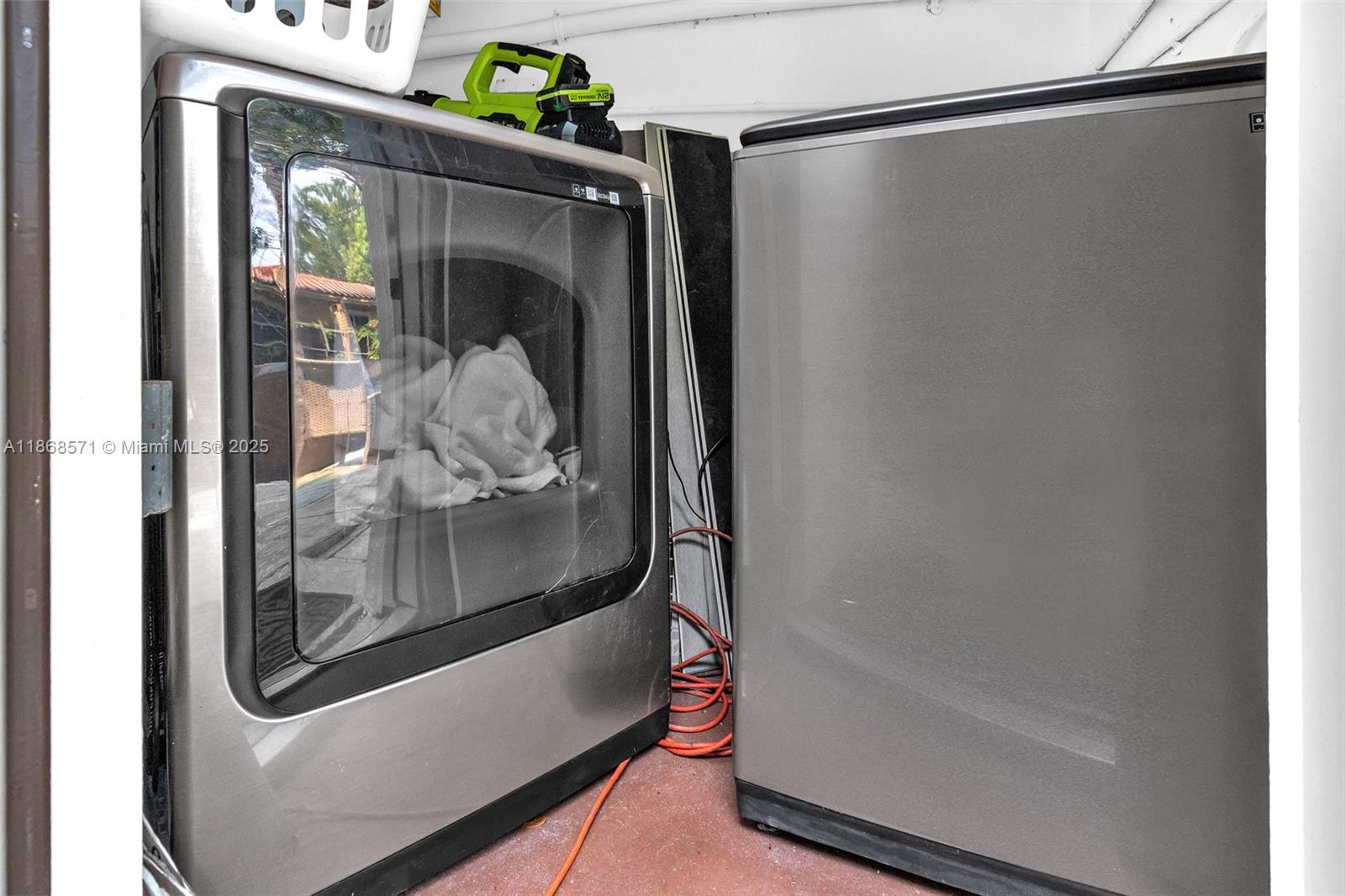 IRONS MANOR 2ND ADDN - Residential