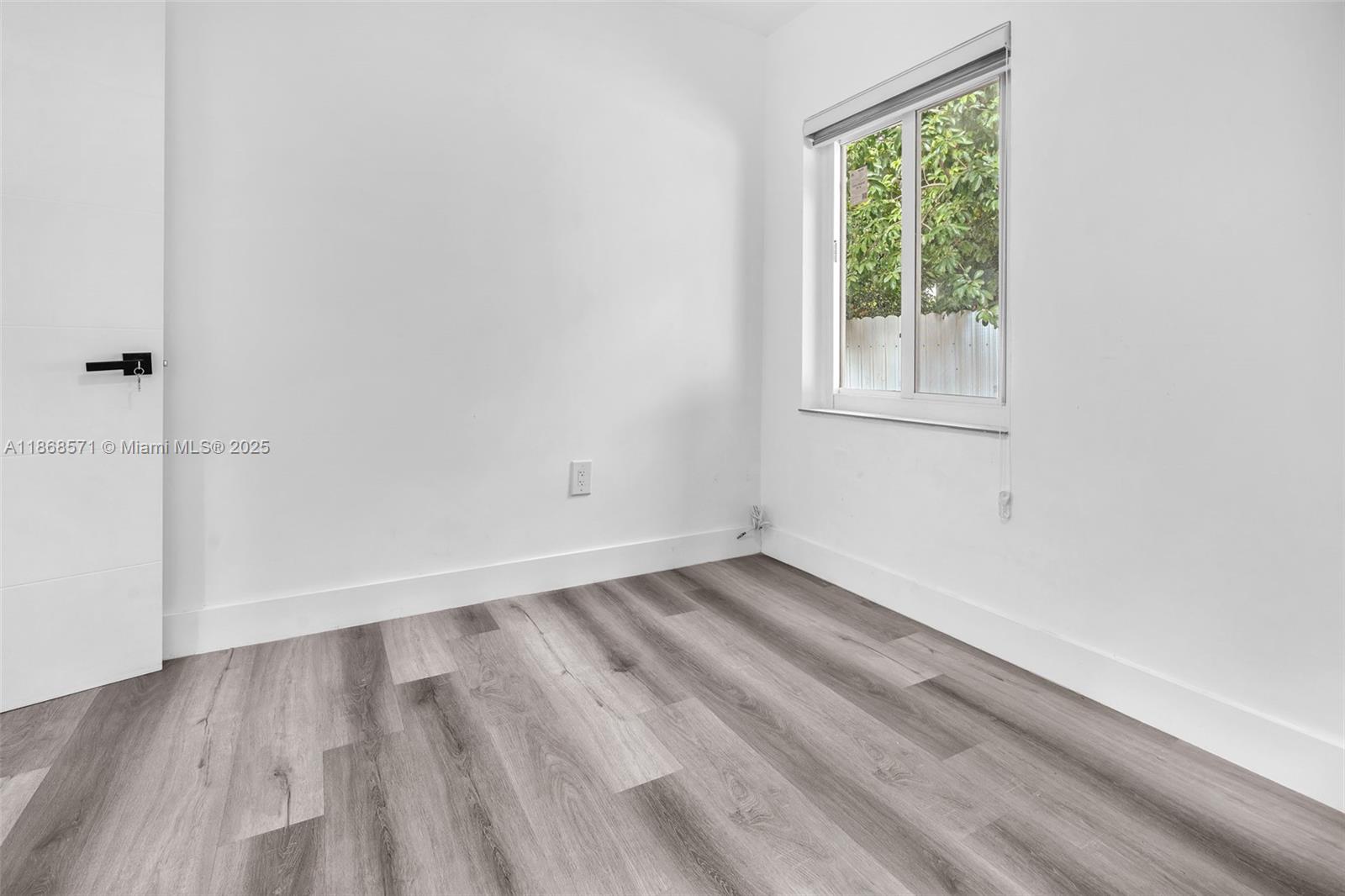 IRONS MANOR 2ND ADDN - Residential