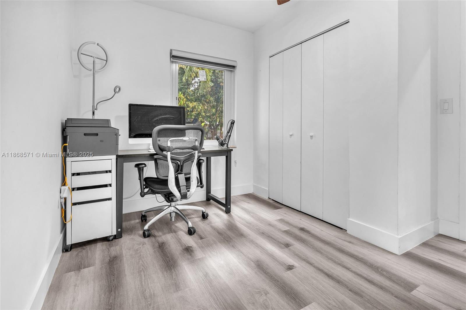 IRONS MANOR 2ND ADDN - Residential