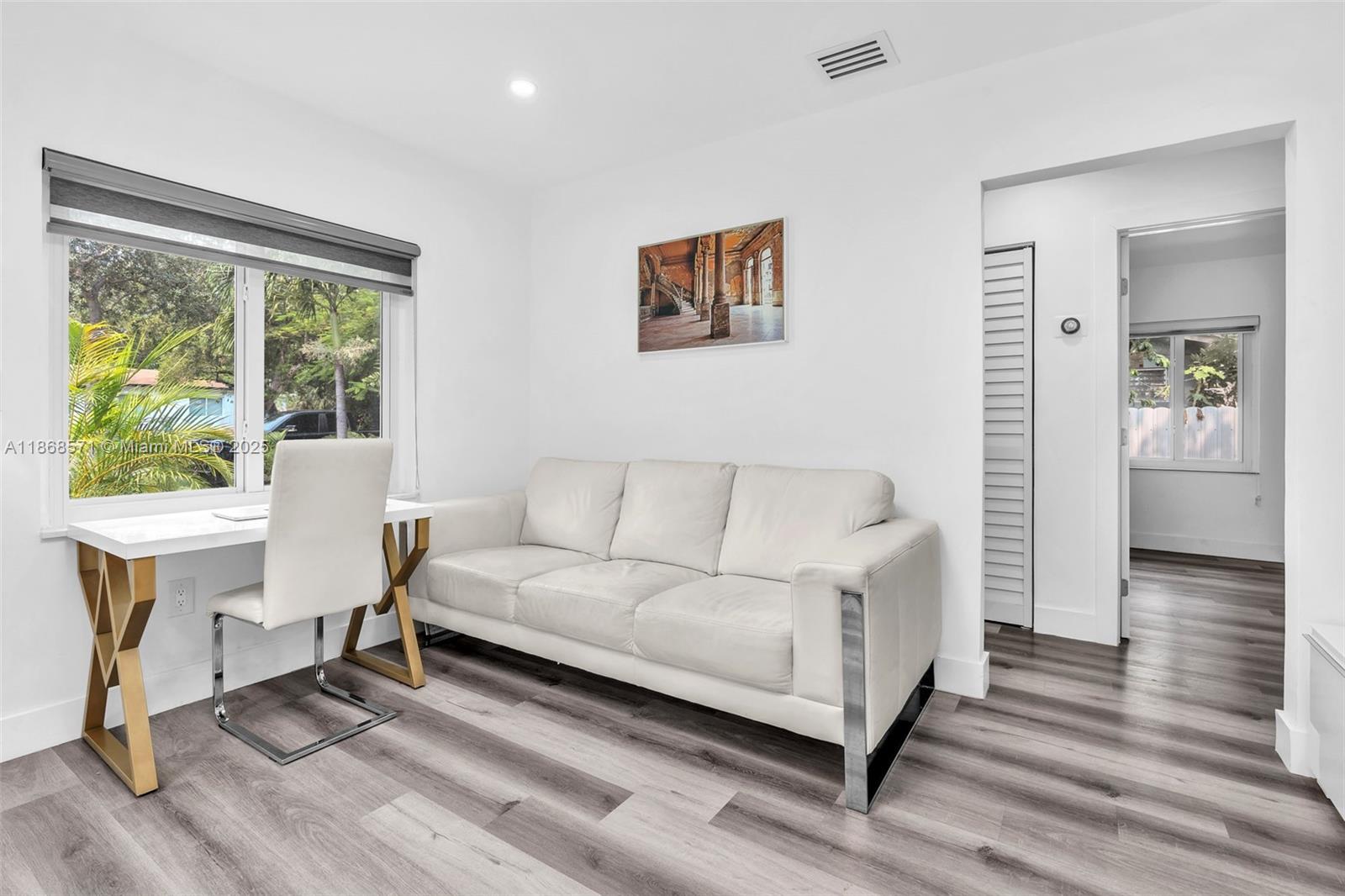 IRONS MANOR 2ND ADDN - Residential