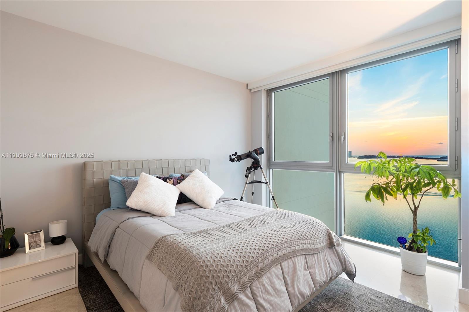 JADE RESIDENCES AT BRICKE - Residential Lease