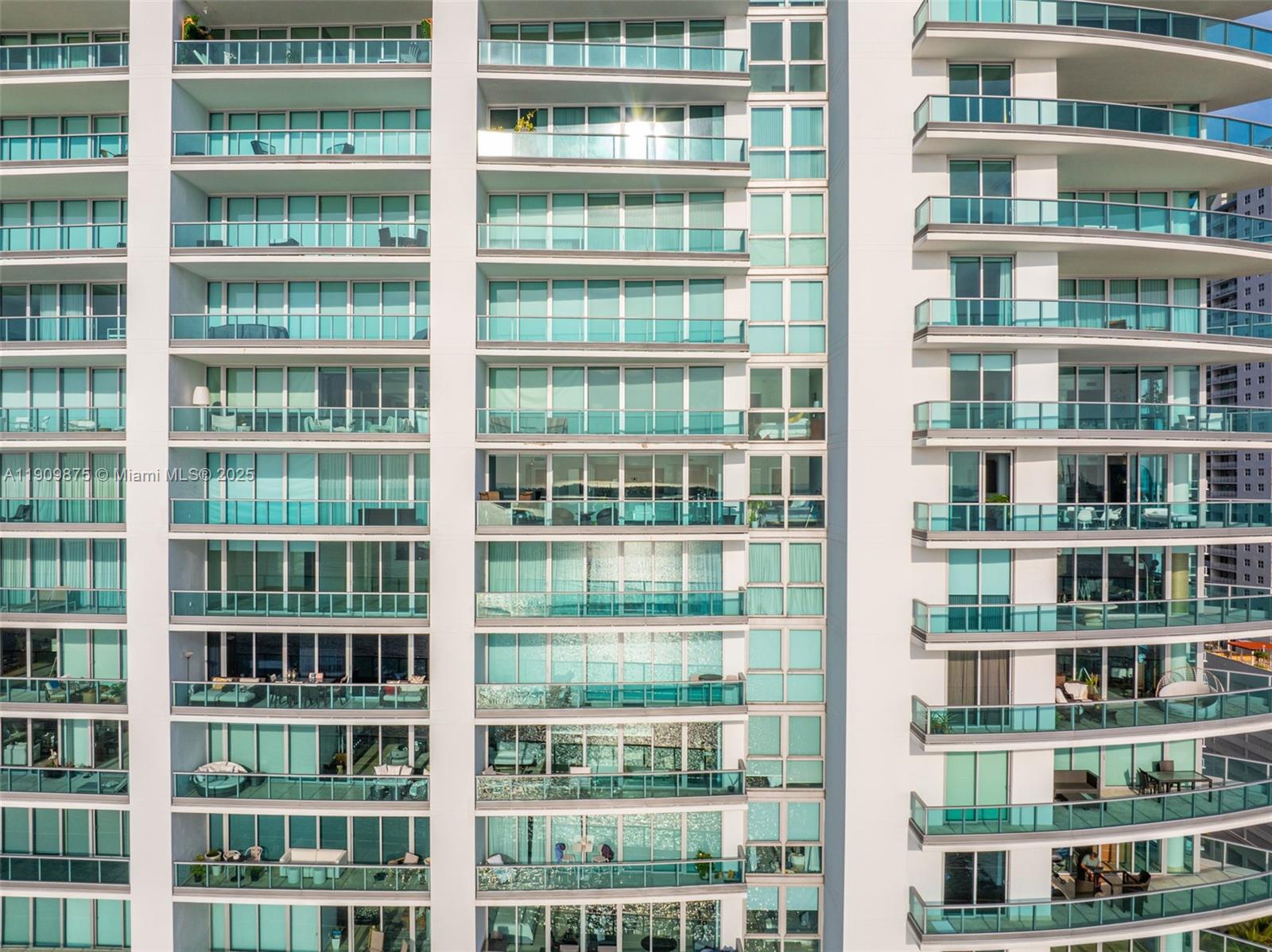 JADE RESIDENCES AT BRICKE - Residential Lease