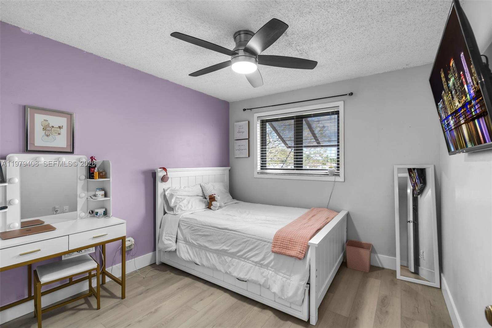 PEMBROKE LAKES SECTION SE - Residential Lease