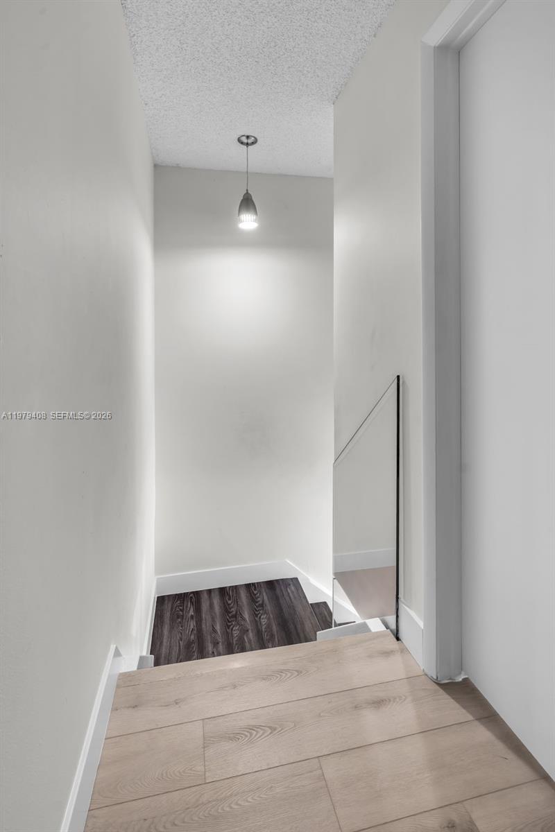 PEMBROKE LAKES SECTION SE - Residential Lease