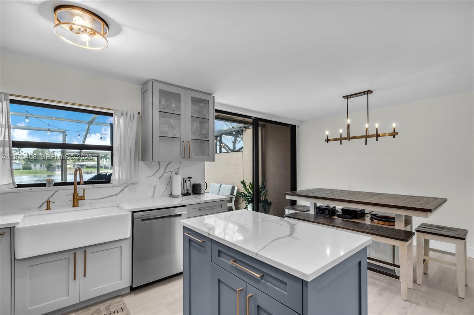 PEMBROKE LAKES SECTION SE - Residential Lease