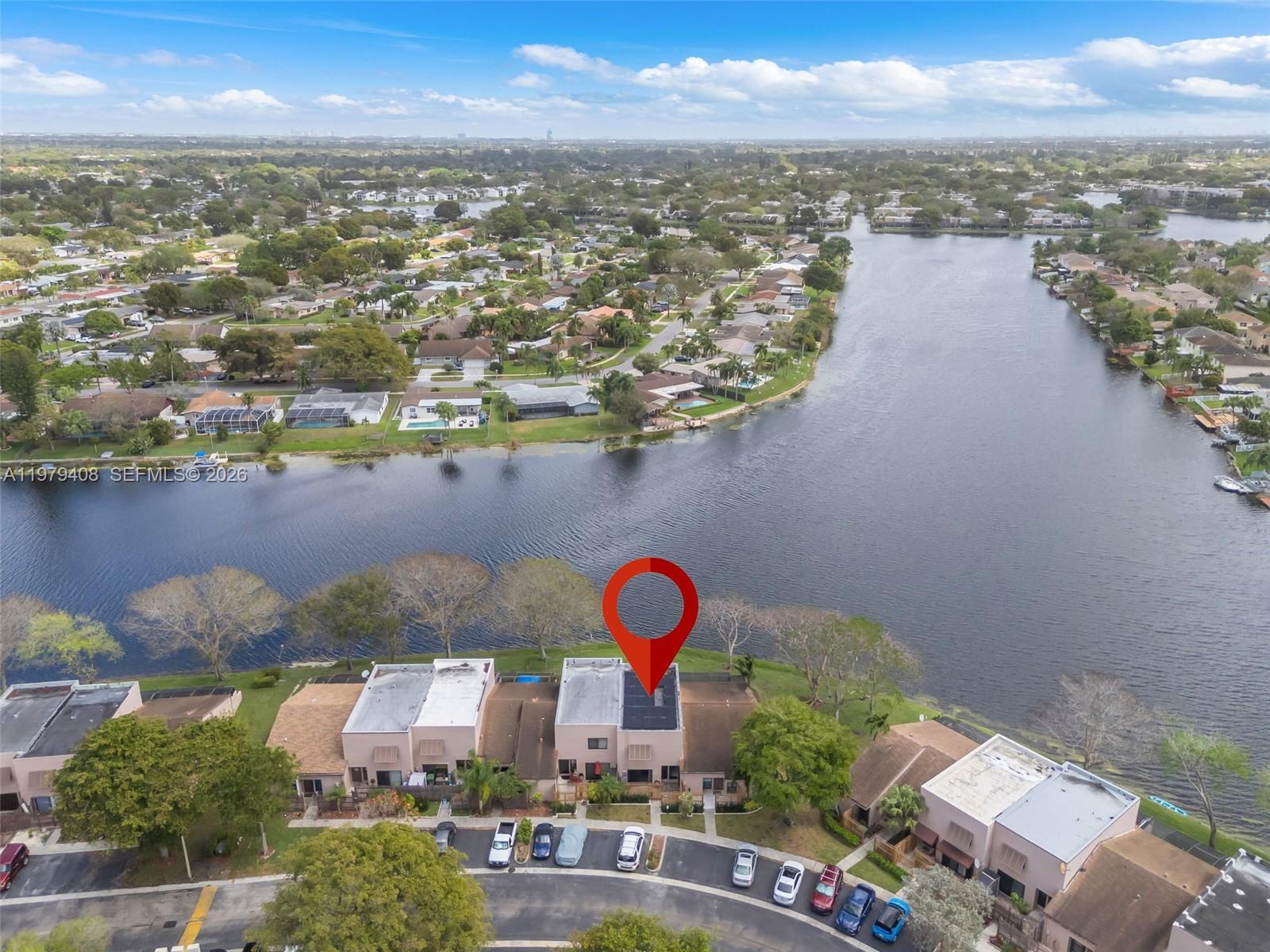 PEMBROKE LAKES SECTION SE - Residential Lease