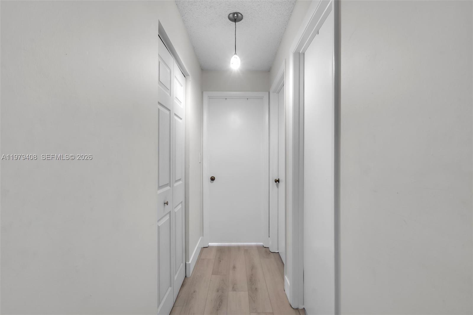 PEMBROKE LAKES SECTION SE - Residential Lease