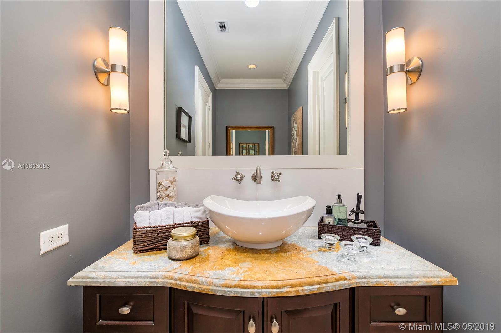 Hammock Lake - Residential