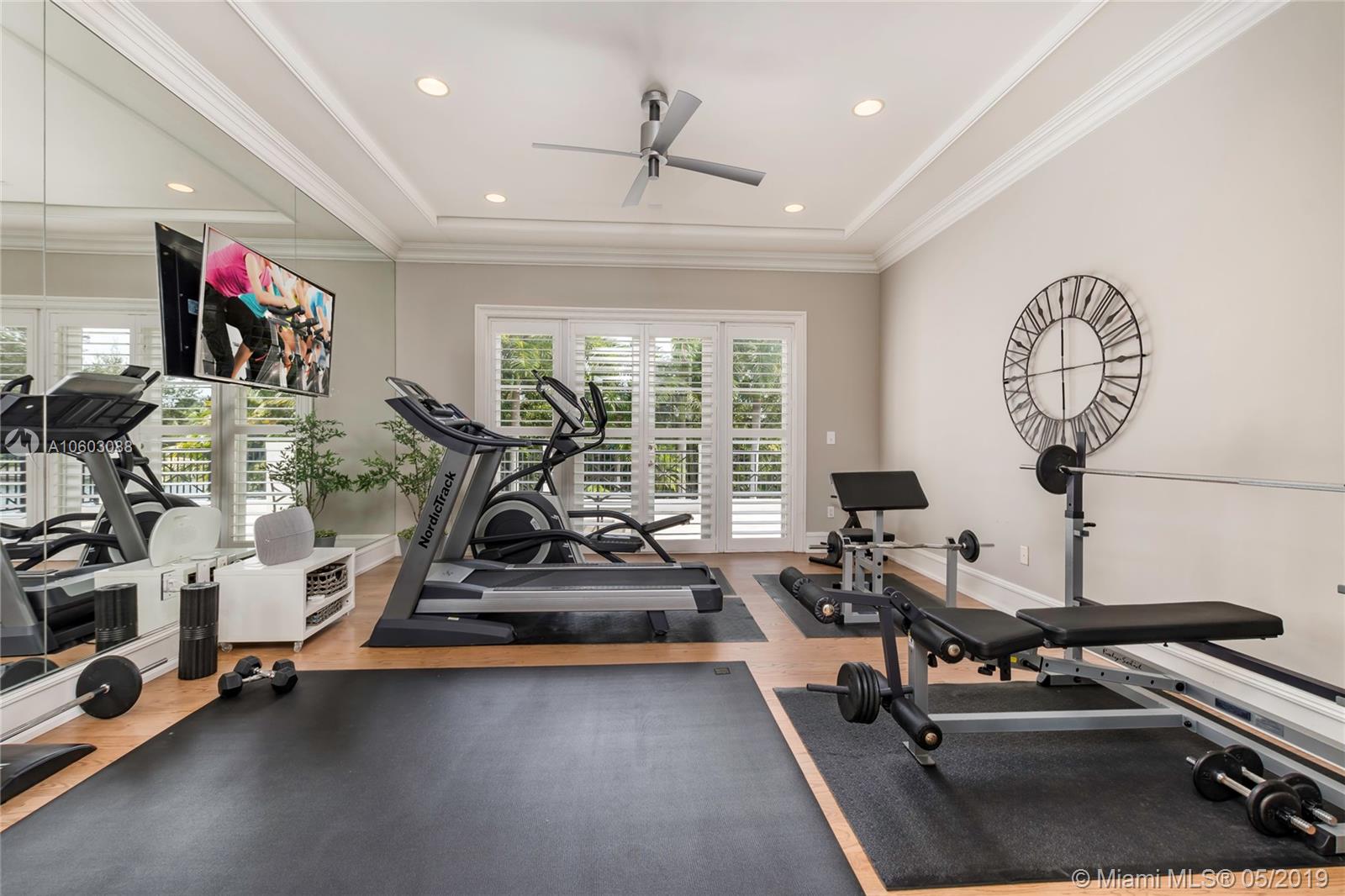 Hammock Lake - Residential