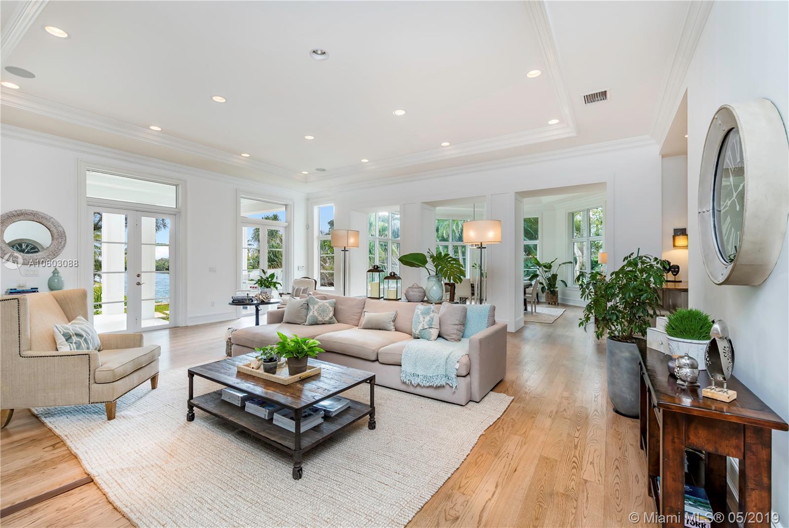 Hammock Lake - Residential