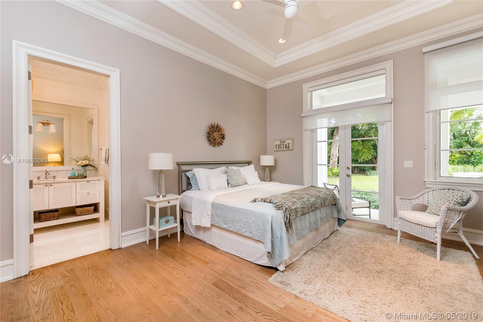 Hammock Lake - Residential