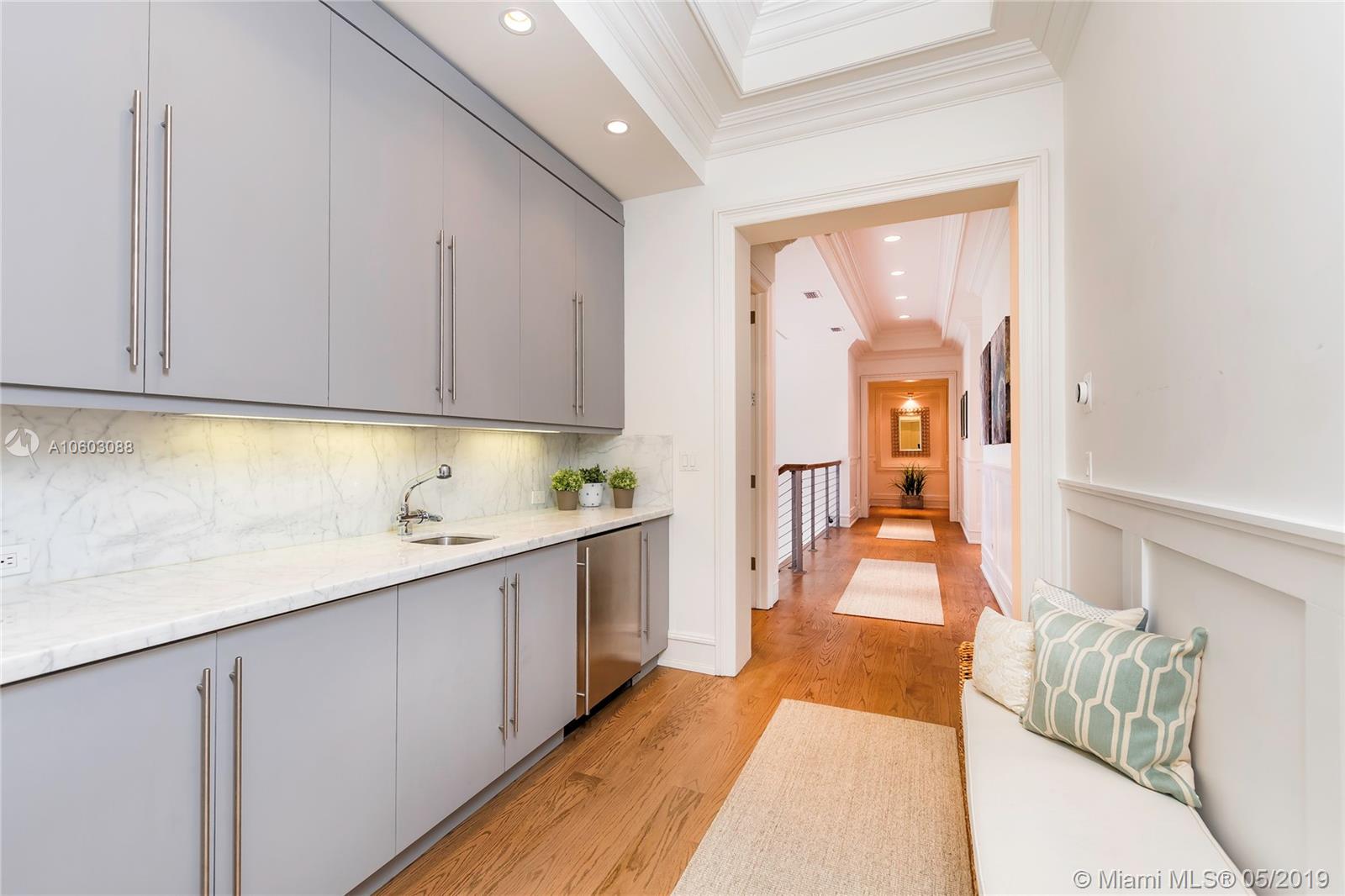 Hammock Lake - Residential