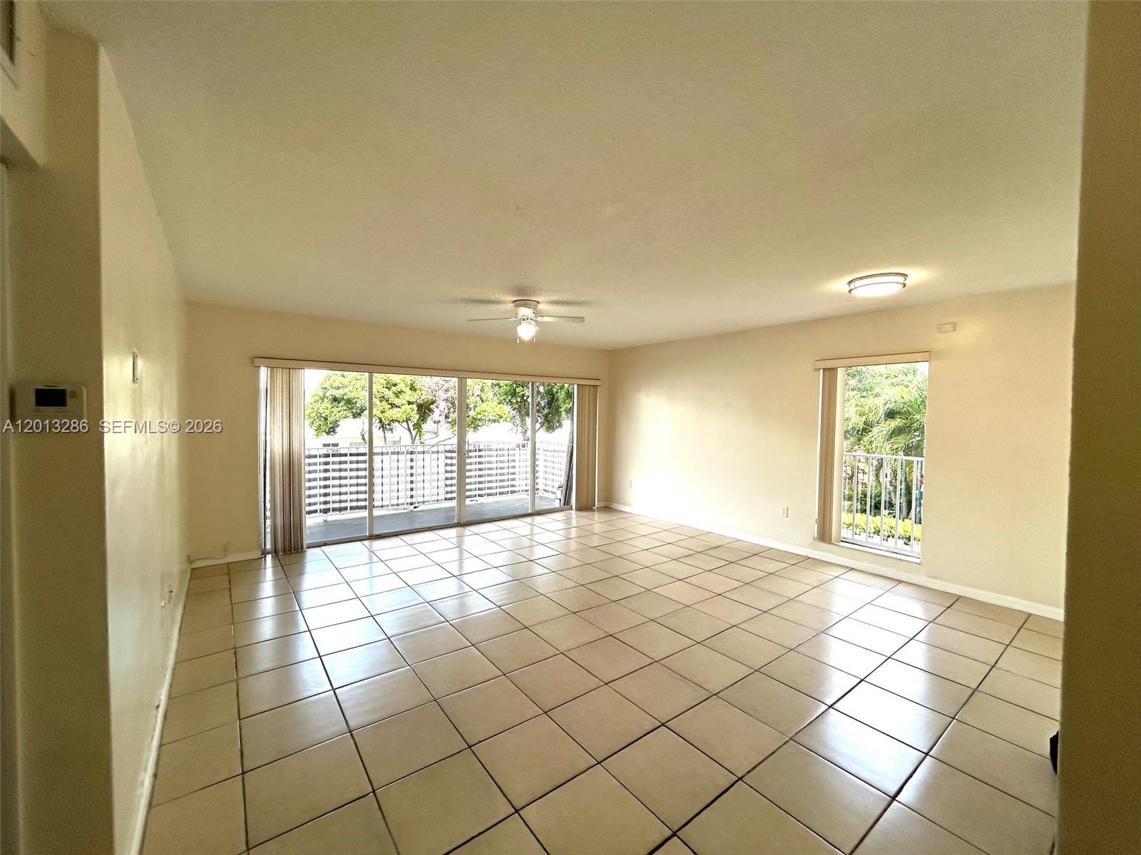 PARADISE AT DADELAND COND - Residential Lease