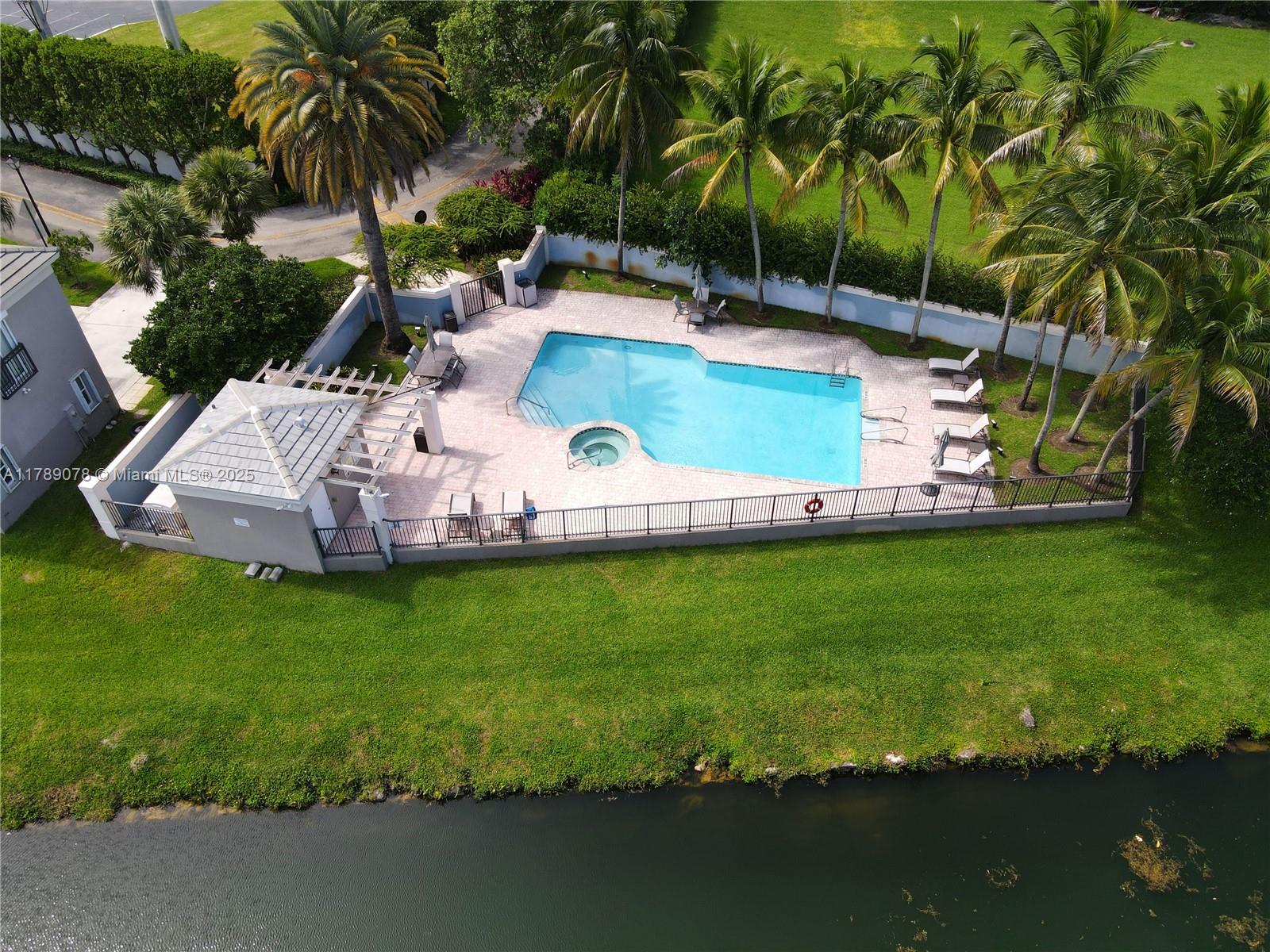 8580 SW 139th Ter 8580