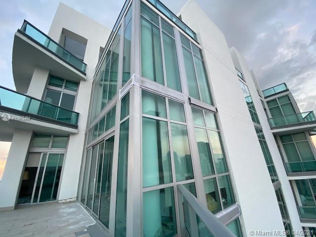 JADE RESIDENCES AT BRICKE - Residential