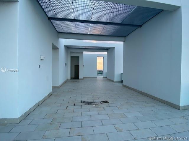 JADE RESIDENCES AT BRICKE - Residential