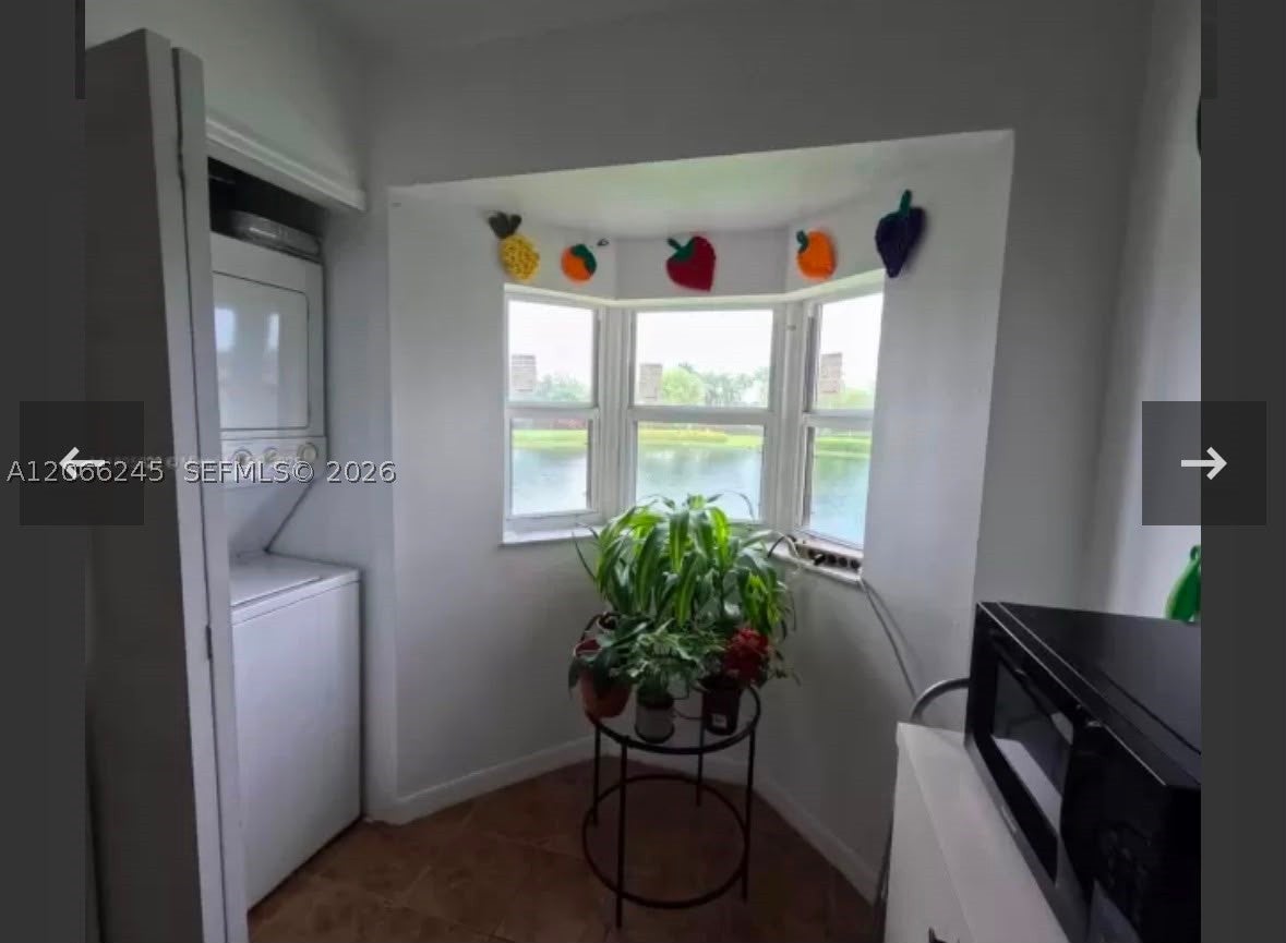 985 NE 34th Ave 203