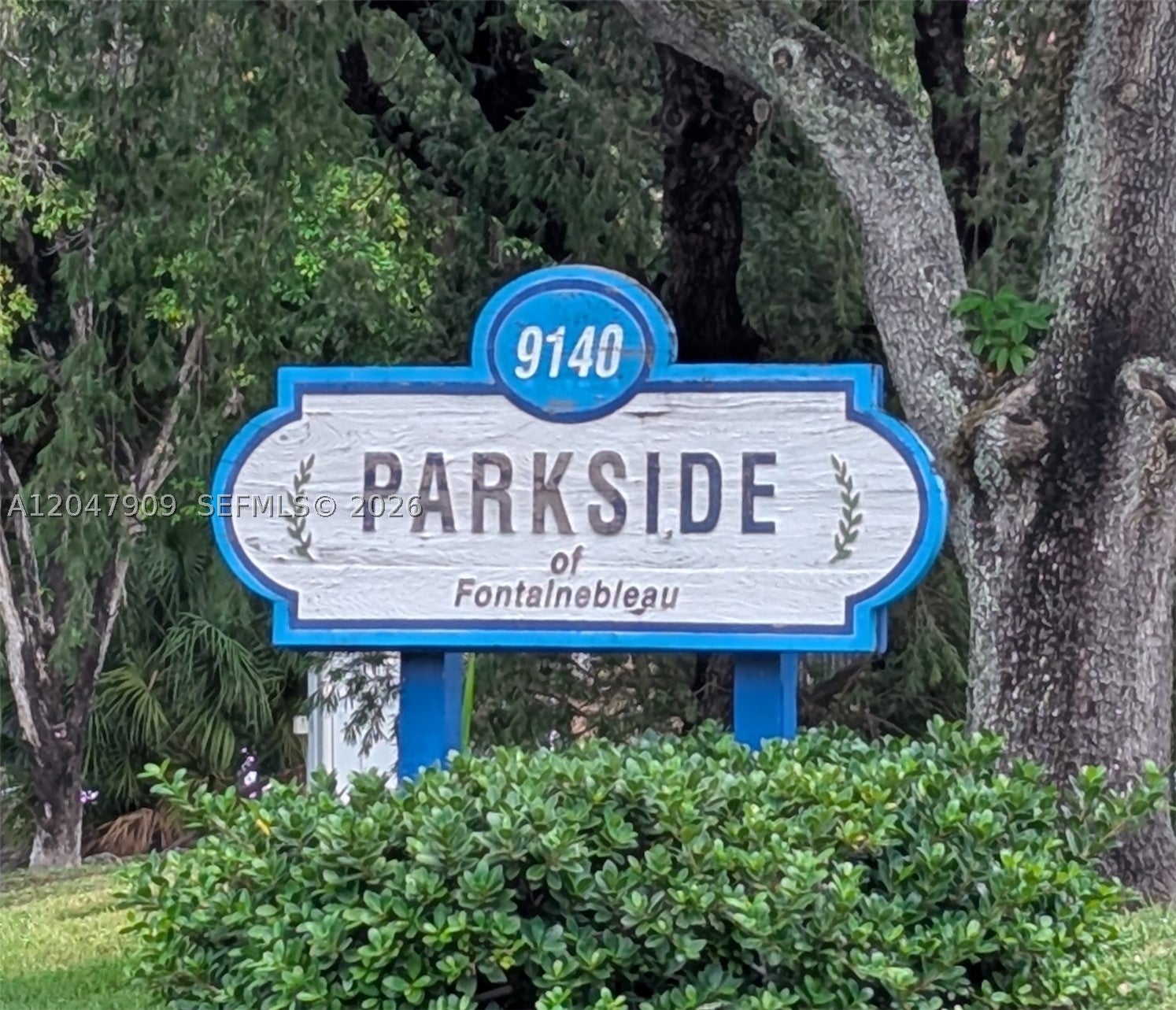 9140 Fontainebleau Blvd