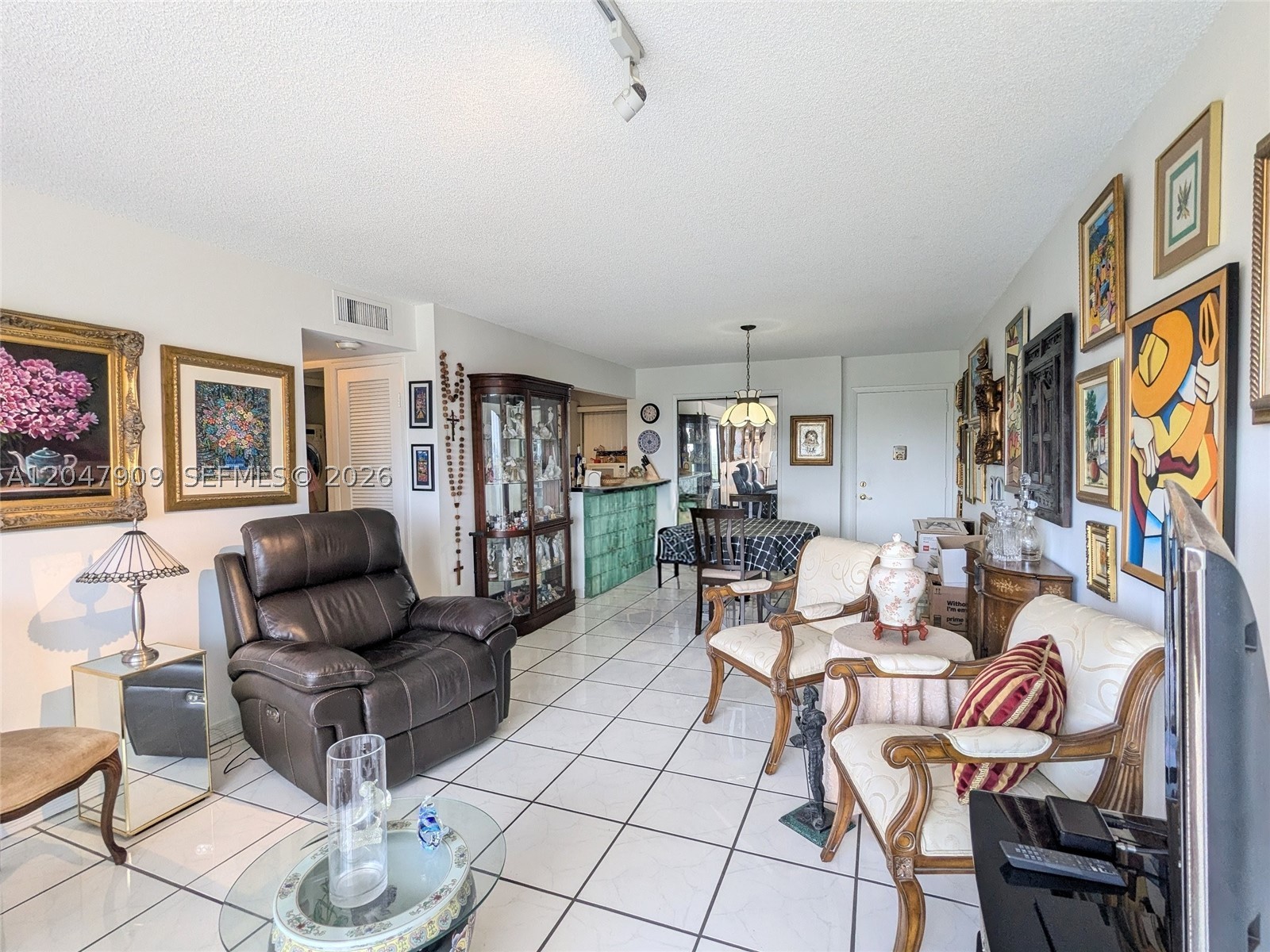 9140 Fontainebleau Blvd 504