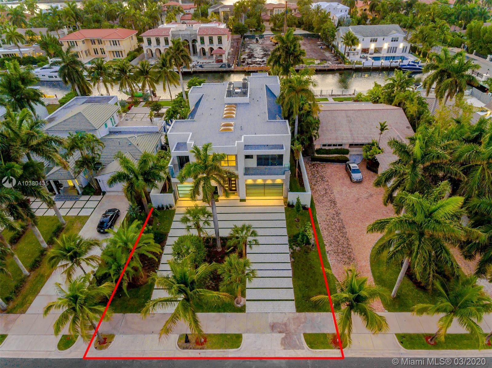 GOLDEN BEACH SEC D - Residential