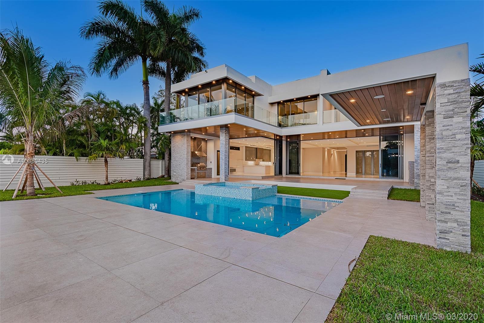 GOLDEN BEACH SEC D - Residential