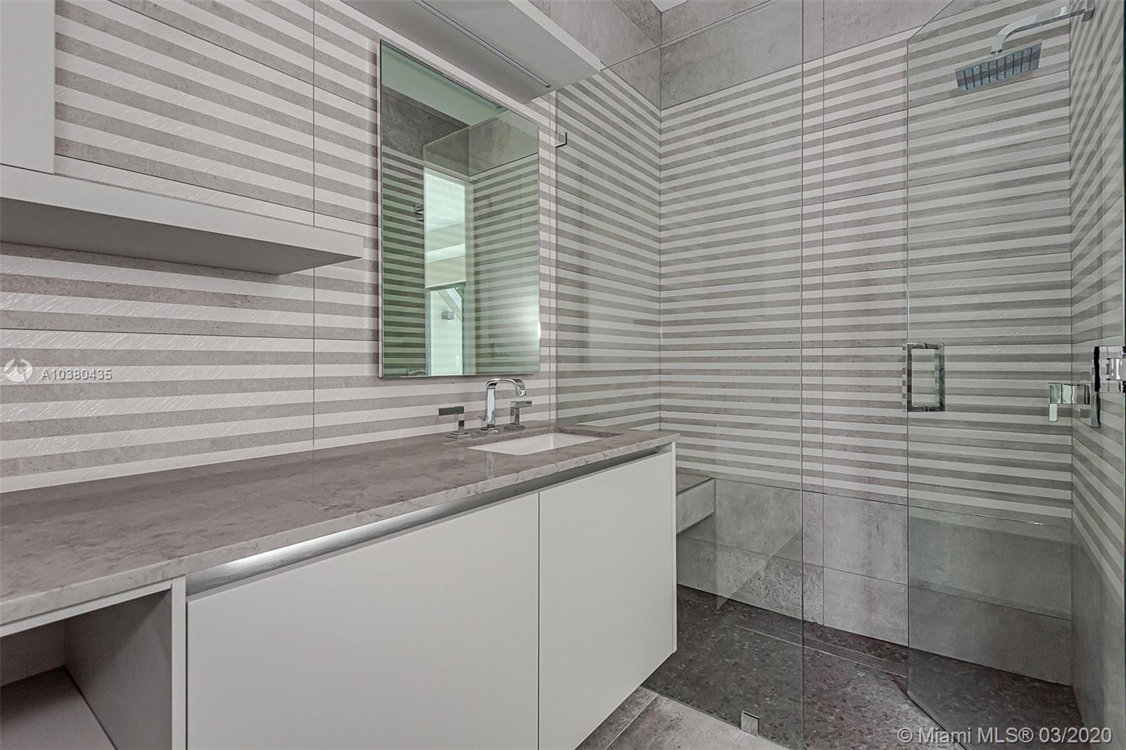 GOLDEN BEACH SEC D - Residential